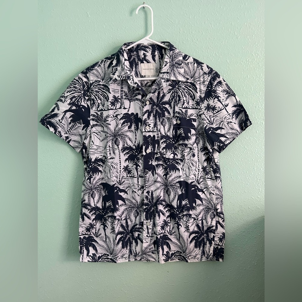 American Eagle Men’s Button Down